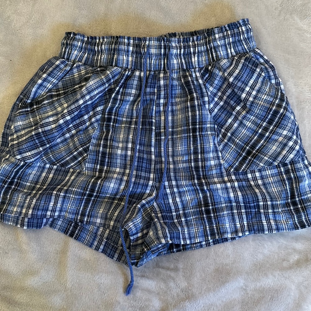 blue shorts